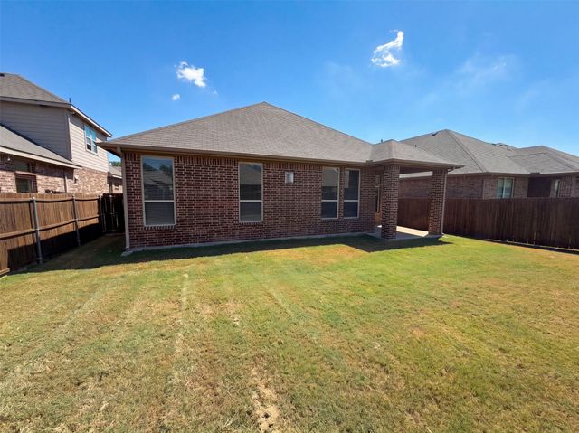 3912 Gennaker Drive, Denton, TX 76210