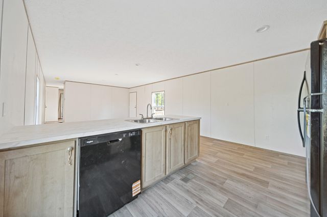 88 Lady Ashley Drive, Saint Matthews, SC 29135