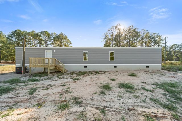 88 Lady Ashley Drive, Saint Matthews, SC 29135