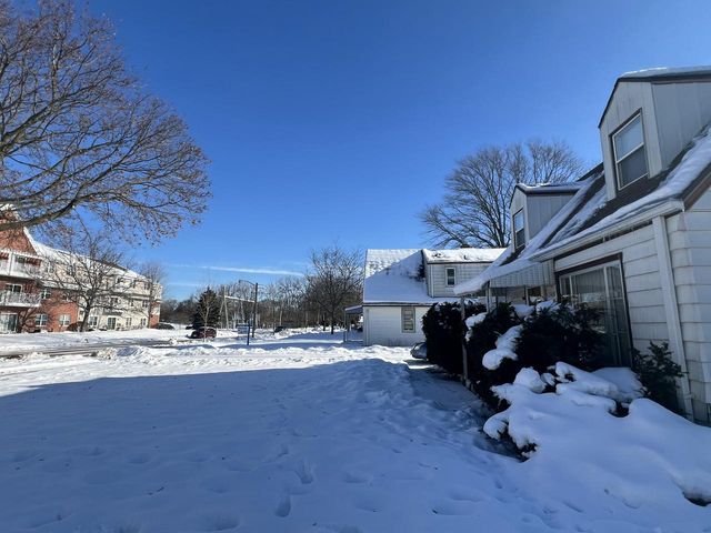 1409 W Custer AVENUE, Milwaukee, WI 53209