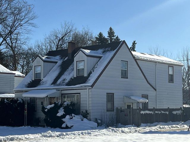 1409 W Custer AVENUE, Milwaukee, WI 53209