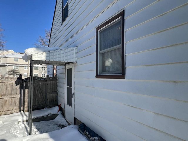 1409 W Custer AVENUE, Milwaukee, WI 53209