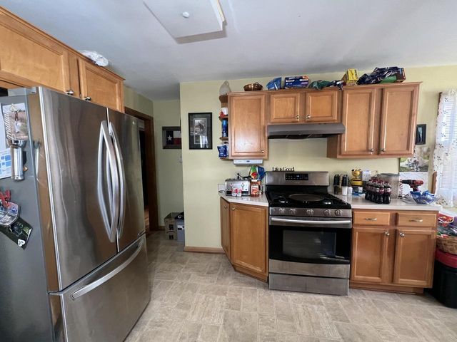 1409 W Custer AVENUE, Milwaukee, WI 53209