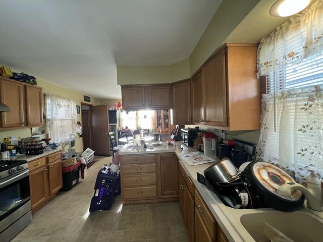 1409 W Custer AVENUE, Milwaukee, WI 53209