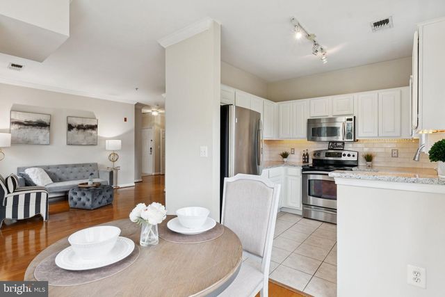 4561 STRUTFIELD LN #3305, Alexandria, VA 22311