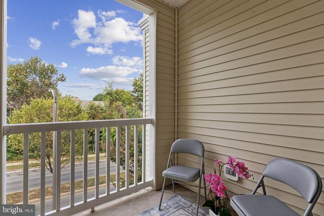4561 STRUTFIELD LN #3305, Alexandria, VA 22311