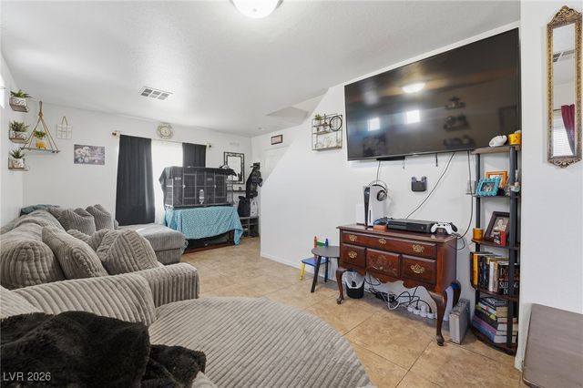 5220 Paradise Valley Avenue, Las Vegas, NV 89156