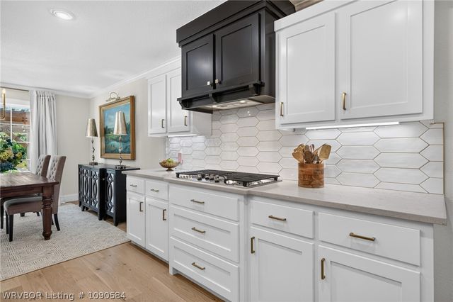 8523 Broadley Drive, Fort Smith, AR 72916