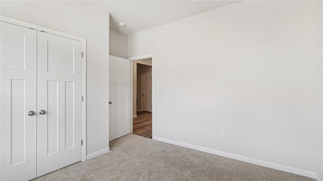 104 Olivia Dr, New Stanton, PA 15639