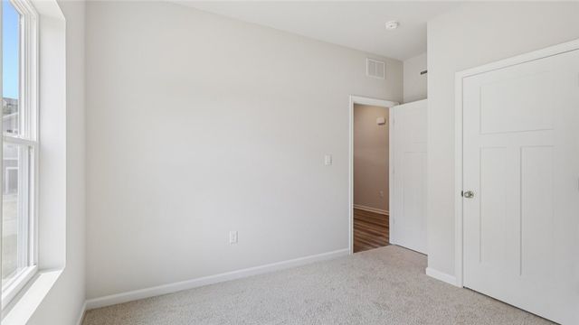 104 Olivia Dr, New Stanton, PA 15639