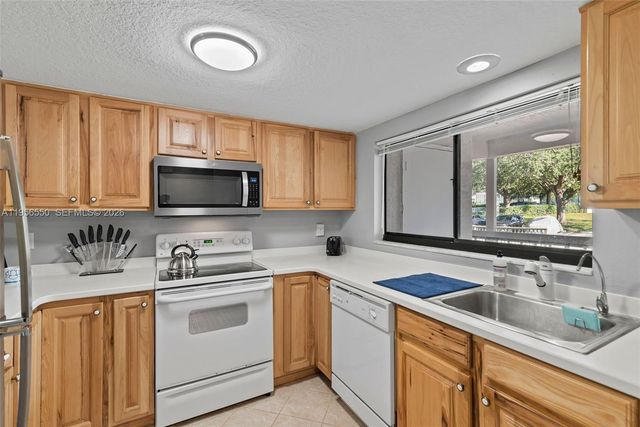 1054 Lotus Cove Ct. 623, Other City - In The State Of Florida, FL 32714