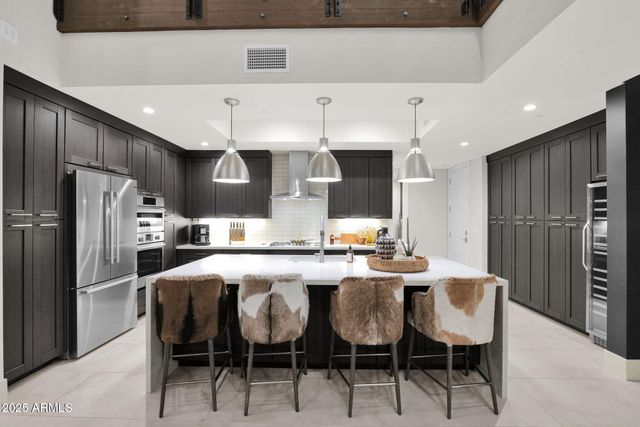 6525 E CAVE CREEK Road 1, Cave Creek, AZ 85331