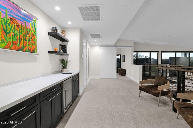 6525 E CAVE CREEK Road 1, Cave Creek, AZ 85331