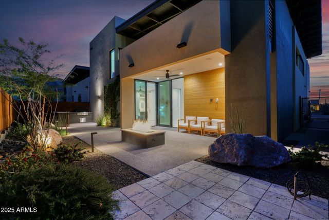 6525 E CAVE CREEK Road 1, Cave Creek, AZ 85331