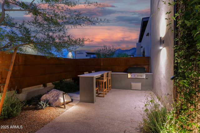 6525 E CAVE CREEK Road 1, Cave Creek, AZ 85331