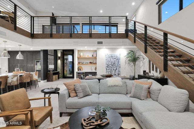 6525 E CAVE CREEK Road 1, Cave Creek, AZ 85331