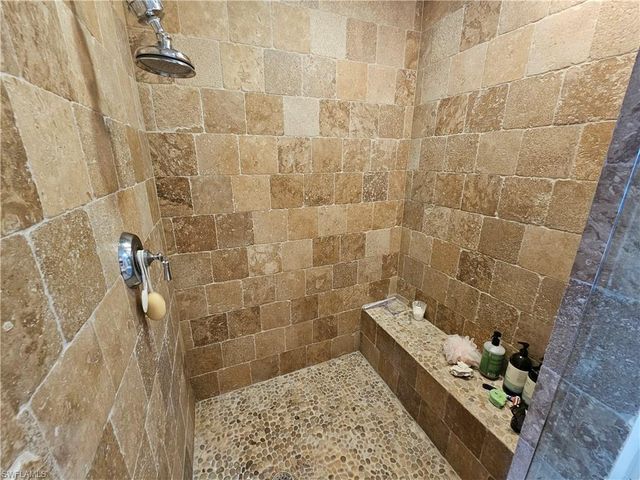 400 Flagship DR 407, Naples, FL 34108