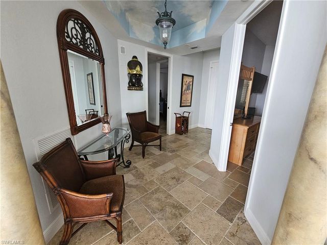 400 Flagship DR 407, Naples, FL 34108