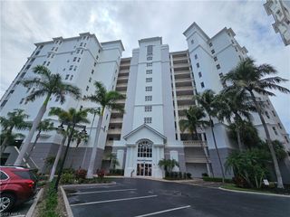 400 Flagship DR 407, Naples, FL 34108
