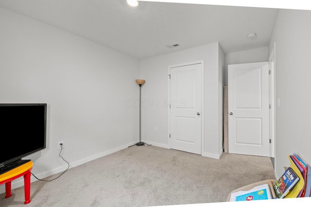 5969 Hollett Drive S, Columbus, OH 43232