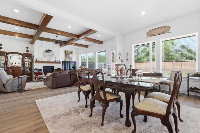 5604 Marigold Mile Dr, Magnolia, TX 77354