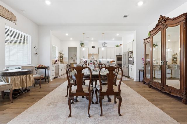 5604 Marigold Mile Dr, Magnolia, TX 77354