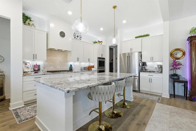 5604 Marigold Mile Dr, Magnolia, TX 77354