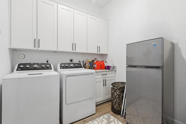 5604 Marigold Mile Dr, Magnolia, TX 77354