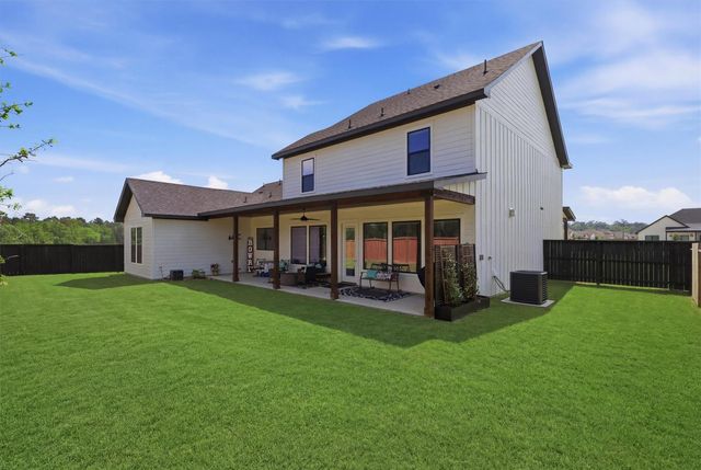 5604 Marigold Mile Dr, Magnolia, TX 77354