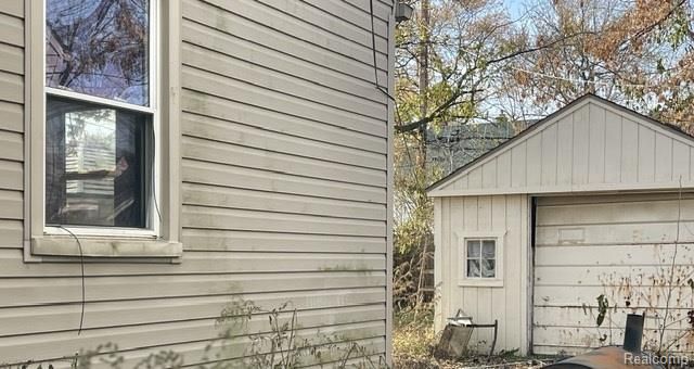 4230 Longtin Avenue, Lincoln Park, MI 48146