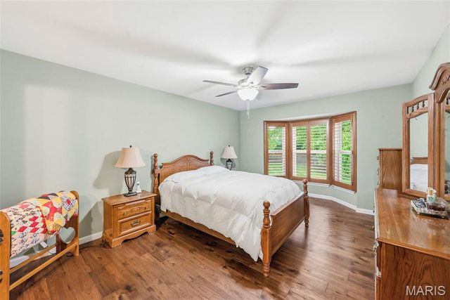183 Southern Oaks Court 11B, St Charles, MO 63303