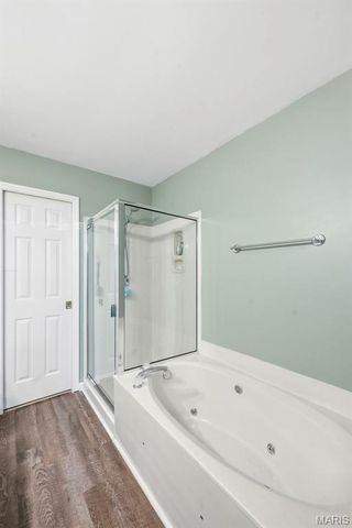 183 Southern Oaks Court 11B, St Charles, MO 63303