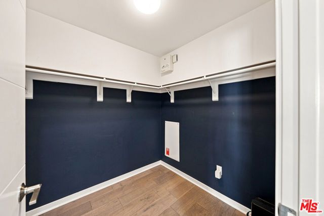 2928 Rowena Avenue 3, Los Angeles, CA 90039