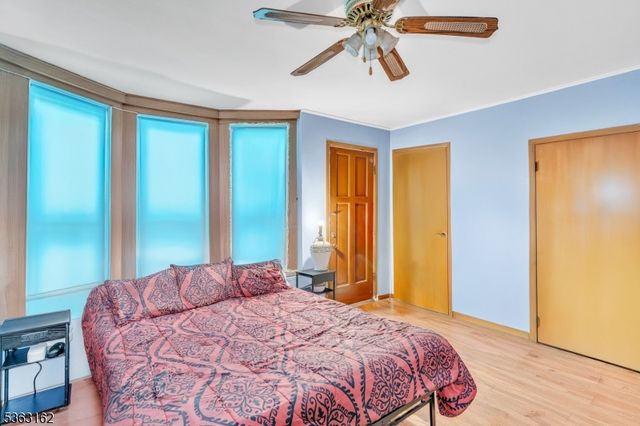 592 W Grand Ave, Rahway City, NJ 07065