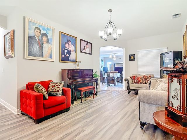 237 WALKERS POINT DRIVE, Auburndale, FL 33823