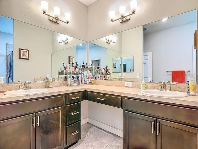 237 WALKERS POINT DRIVE, Auburndale, FL 33823