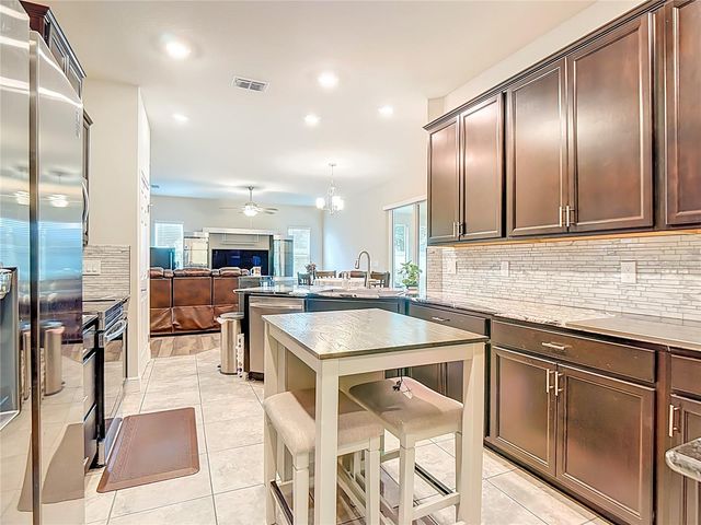 237 WALKERS POINT DRIVE, Auburndale, FL 33823