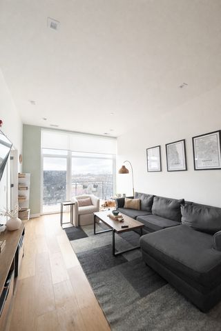 4513 N CLARK Street 507, Chicago, IL 60640