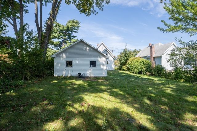 26 High Street, East Longmeadow, MA 01028