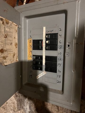 26 High Street, East Longmeadow, MA 01028