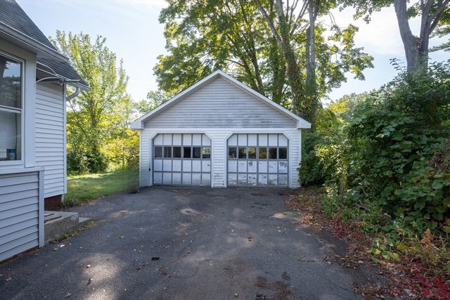 26 High Street, East Longmeadow, MA 01028