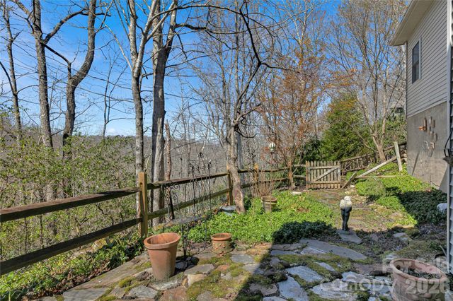 63 Wanei Court, Brevard, NC 28712