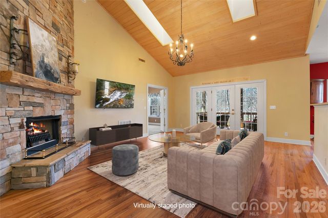 63 Wanei Court, Brevard, NC 28712