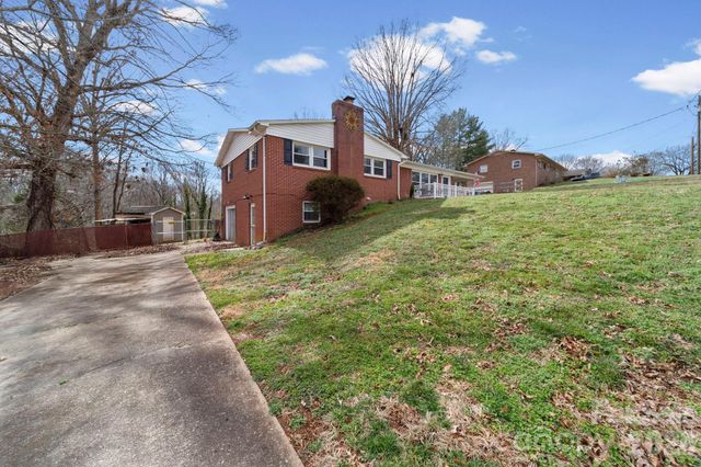 116 Hilltop Avenue, Valdese, NC 28690