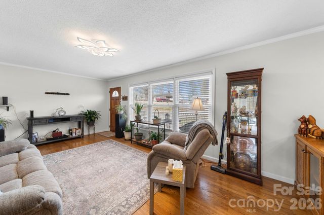 116 Hilltop Avenue, Valdese, NC 28690