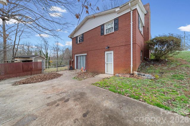 116 Hilltop Avenue, Valdese, NC 28690