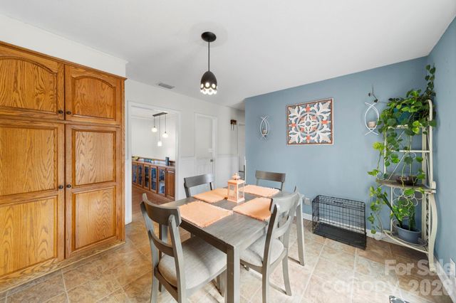 116 Hilltop Avenue, Valdese, NC 28690