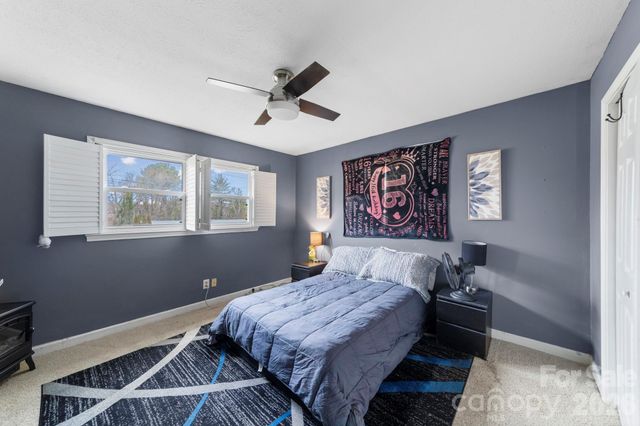 116 Hilltop Avenue, Valdese, NC 28690