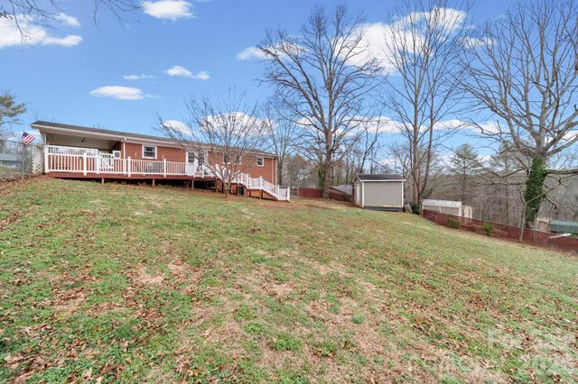 116 Hilltop Avenue, Valdese, NC 28690