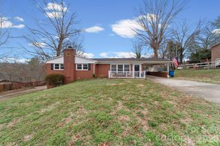 116 Hilltop Avenue, Valdese, NC 28690